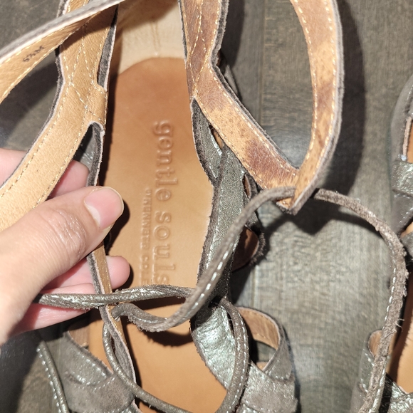 Gentle Soul Break My Heart Gladiator Sandals - Picture 2 of 7